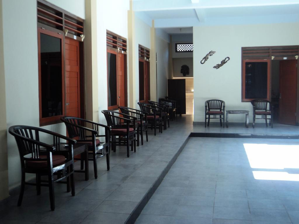 Hotel Sentral Pabean Buleleng Cameră foto
