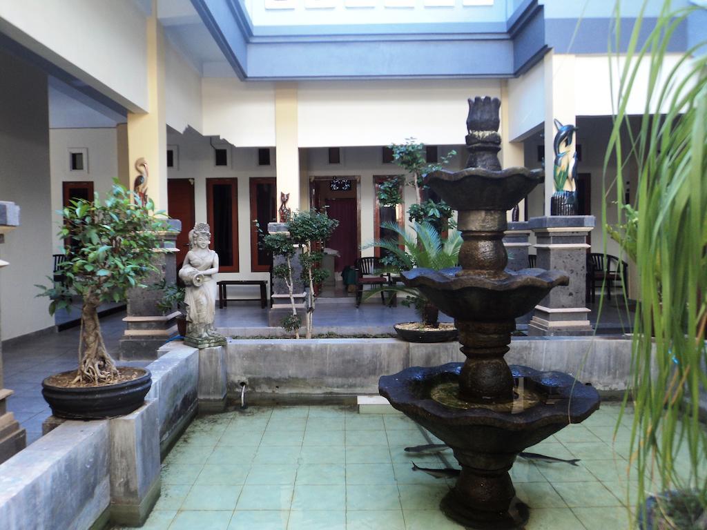 Hotel Sentral Pabean Buleleng Cameră foto